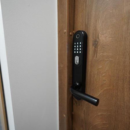 Amber Light Self-Check-In Apartments Kaunas Ngoại thất bức ảnh
