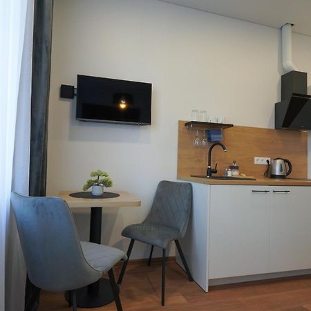 Amber Light Self-Check-In Apartments Kaunas Ngoại thất bức ảnh