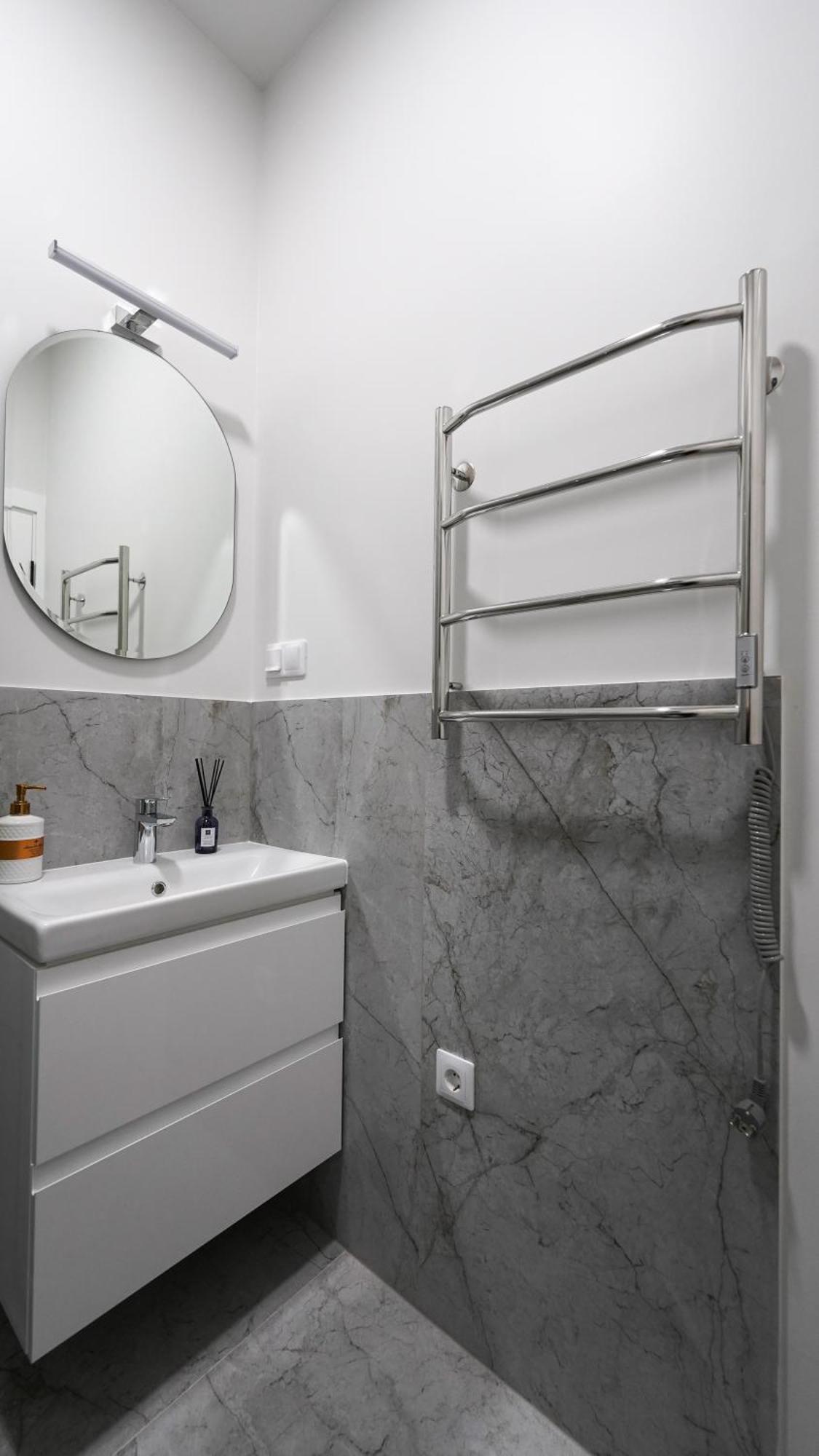 Amber Light Self-Check-In Apartments Kaunas Ngoại thất bức ảnh